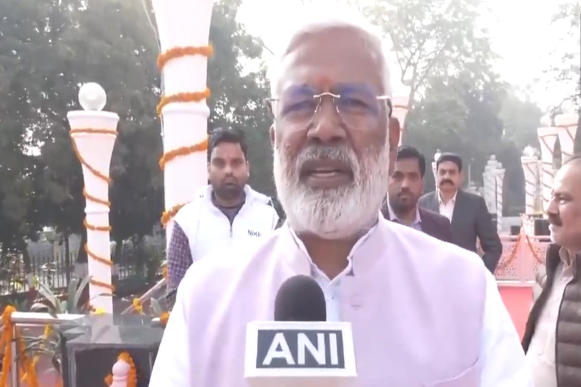 UP Minister Swatantra Dev Singh pays tribute to Deendayal Upadhyay on his death anniversary