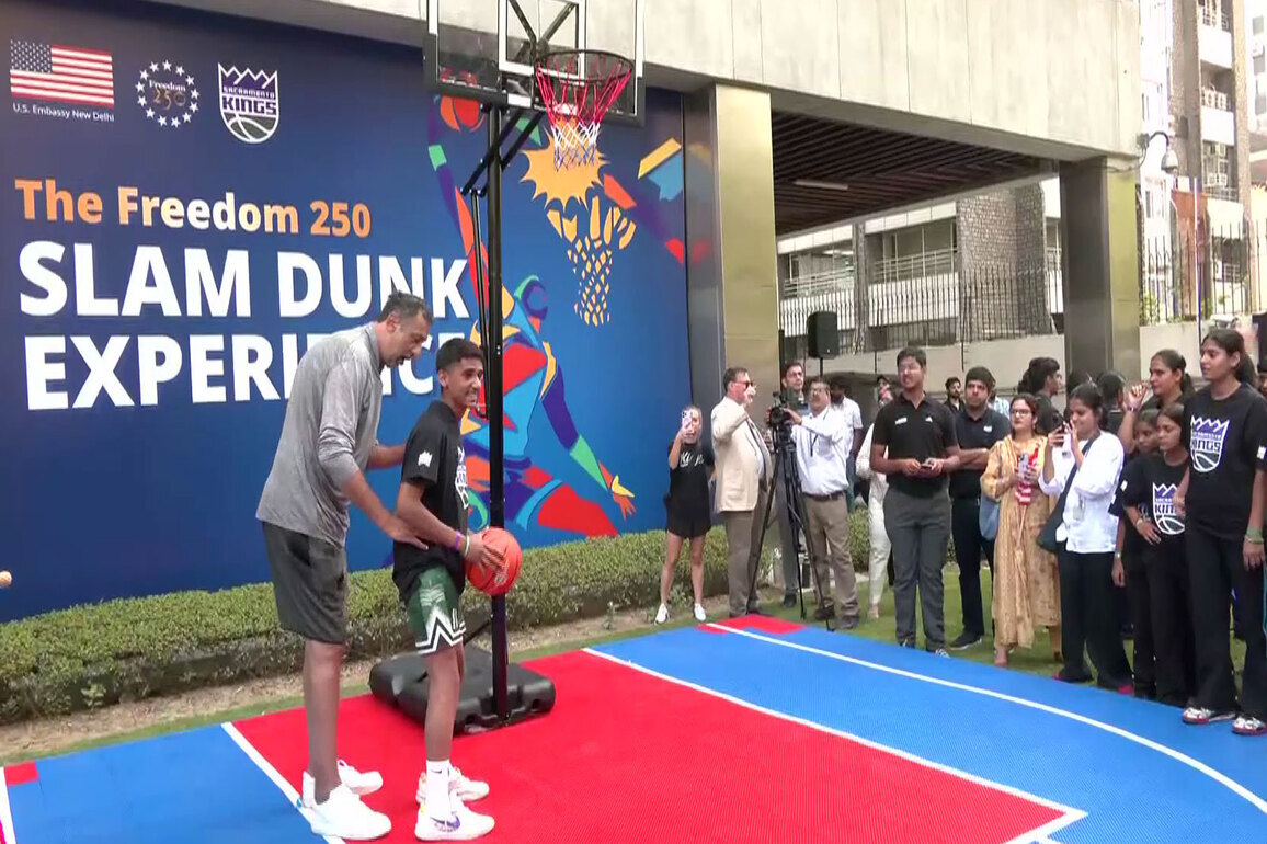 Delhi: NBA Hall of Famer Vlade Divac interacts with young basketball enthusiasts at 'Freedom 250 Slam Dunk Experience' event