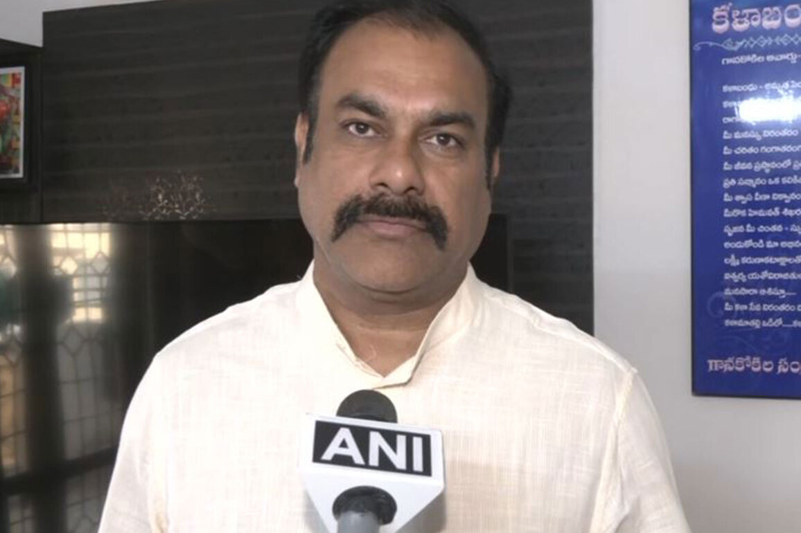 BRS leader Ravula Reddy congratulates Vijay ahead of Tamil Nadu CM oath ceremony, wishes "good governance"