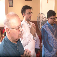 Durga Puja 2025: Former captain Sourav Ganguly offers prayer at Kolkata Pandal on Maha Ashtami