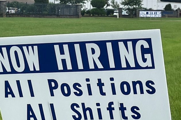 US Job Growth Beats Expectations; Unemployment Rate Steady At 3.7%