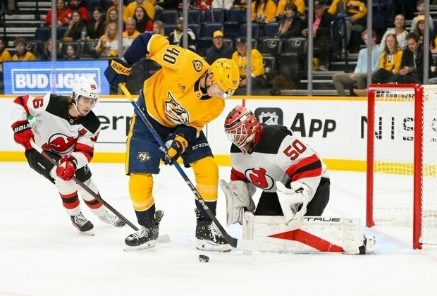 Two Devils make history as New Jersey blanks Predators