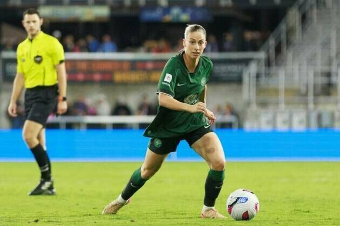 Ella Hase lifts playoff-bound Racing Louisville past Bay FC