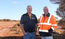  Ian Murray with his Gold Fields counterpart at Granny Smith