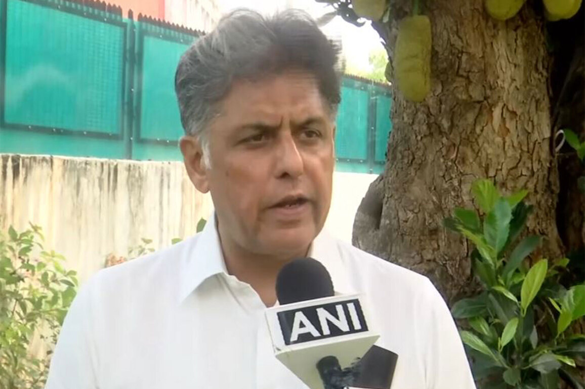 "Why are petrol, diesel prices rising in creeping manner despite OMC's super profits?" asks Manish Tewari, slams fourth hike