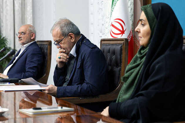 Iran's President says US must "recognise Iran's right, prevent agression frrom recurring" to end war