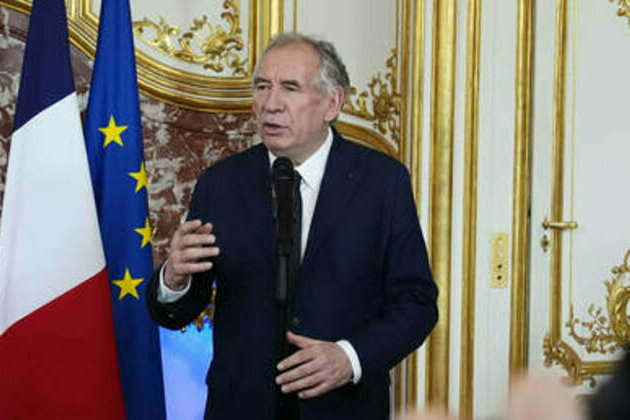 France threatens to review migration pact with former colony