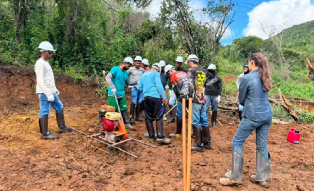 Exploração da Eminence no projeto Campo Grande Equinox terras raras