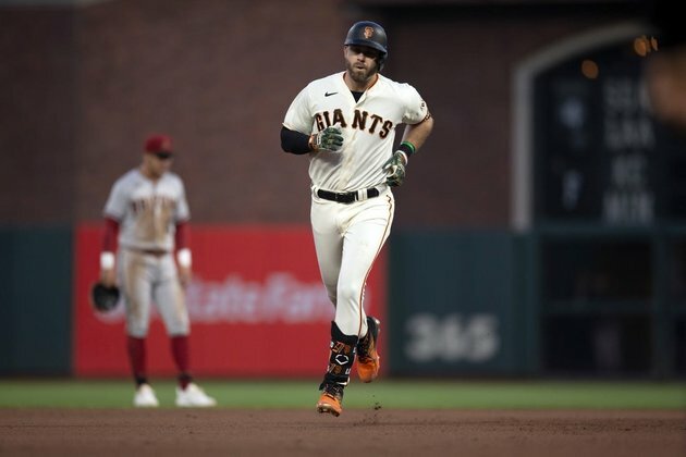 Giants down Diamondbacks to ruin Madison Bumgarner's SF return