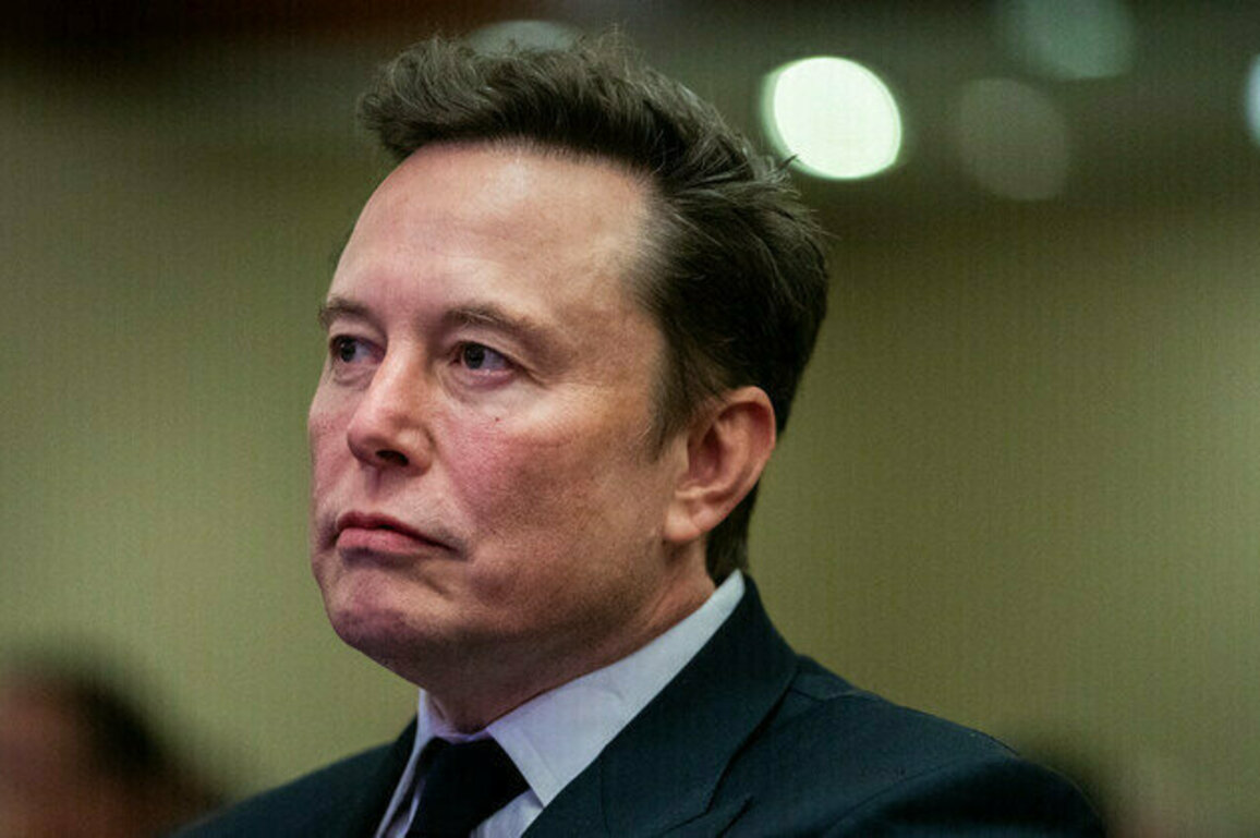 Musk vows to fund lawsuits against UK officials over grooming gangs