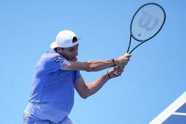 ATP roundup: Ugo Humbert wins battle of ex-Dubai champs