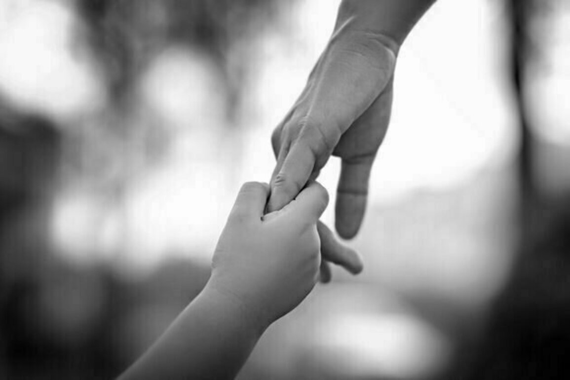 'Unfair and unreasonable' - report finds $1.9 billion in unpaid child support in system rife with financial abuse