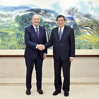 CHINA-BEIJING-HE LIFENG-BRIDGEWATER ASSOCIATES-FOUNDER-MEETING (CN)