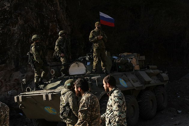 After days of chaos, Armenia and Azerbaijan delay territory handover