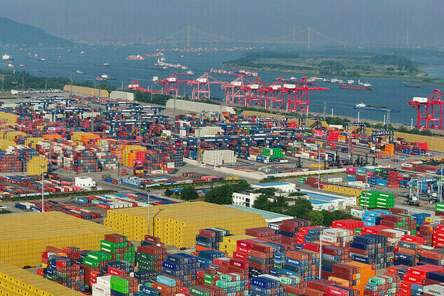 China accuses US of violating trade truce