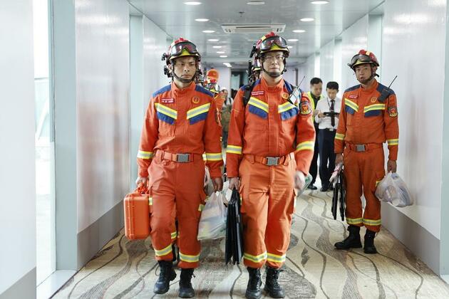 Rescue convoys heading to quake-stricken area in Myanmar