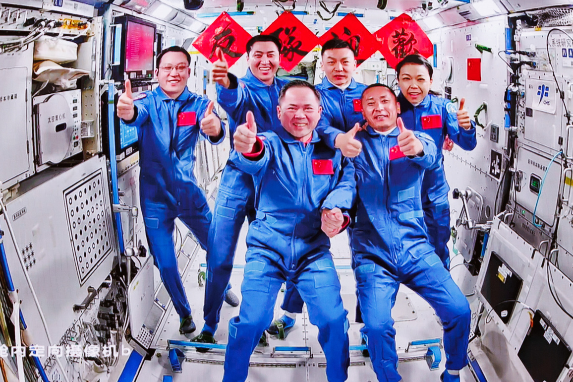 FOCUS | Shenzhou-23 astronauts enter Tiangong space station