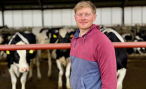 Lancashire dairy herd boosts performance with live data and high fibre