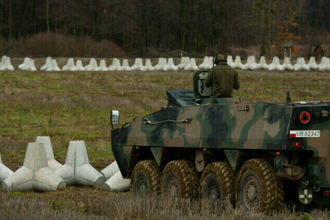 Poland to place banned mines on borders