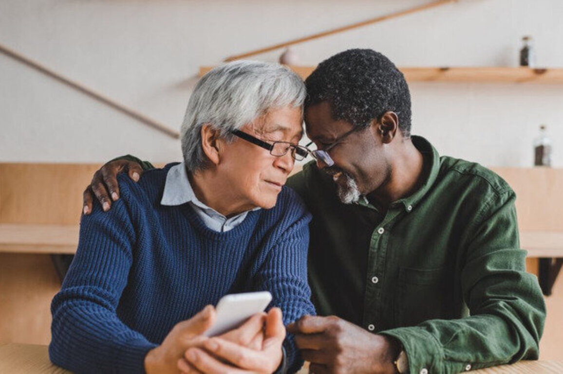 Boosting visibility for queer older adults in Oregon  