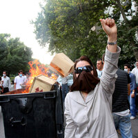 US mulling possible intervention in Iran, reports Jerusalem Post