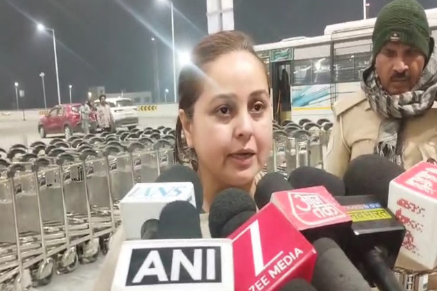 "Thrown out of the house, disgraced, abused, and even hit": Rohini Acharya blames Tejashwi for "quiting politics" and "disowning" family
