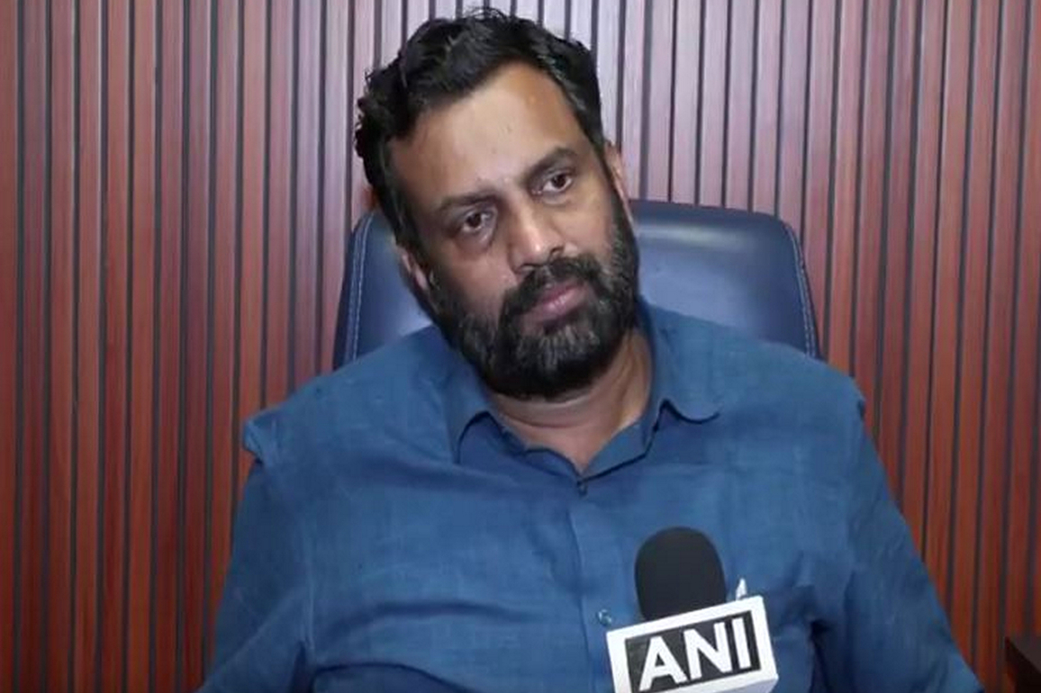 "Rahul Gandhi acting as outdated leader disconnected from reality": CPI MP P Sandosh Kumar