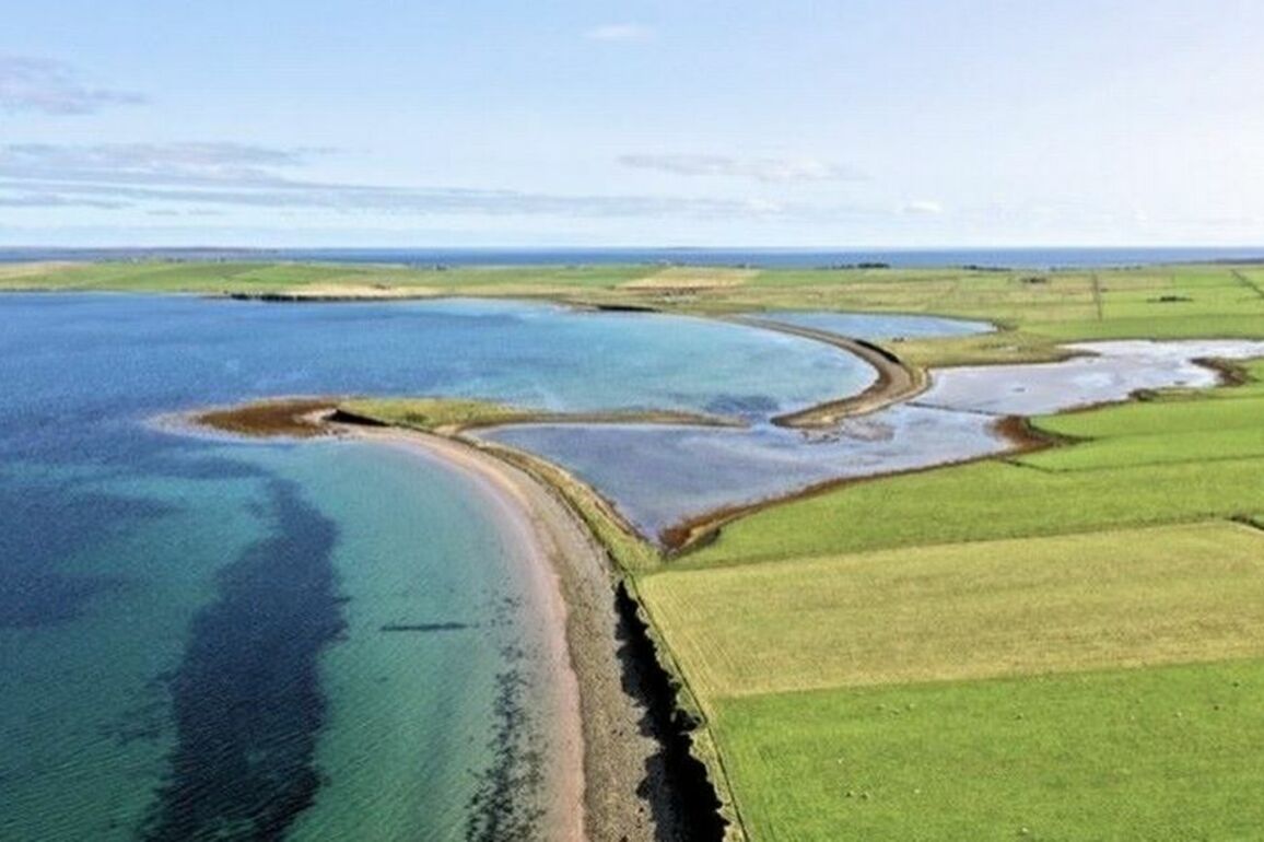 Stunning Scottish beach in 'UK's best place' goes on sale  and price is jaw-dropping