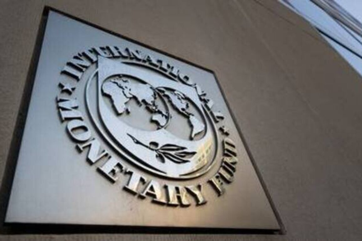 IMF approves $8.1 billion loan for Kiev