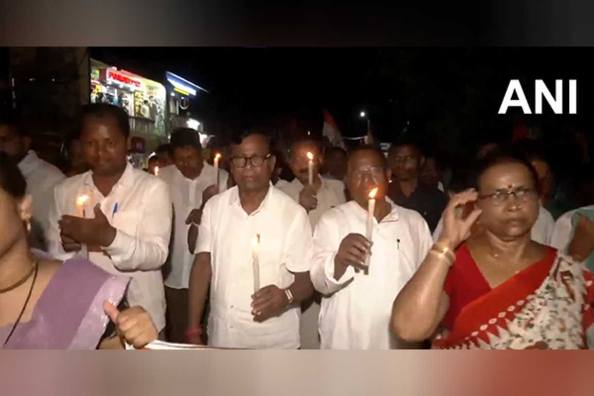 Balasore self-immolation case: Congress holds candlelight protest, demands justice for victim