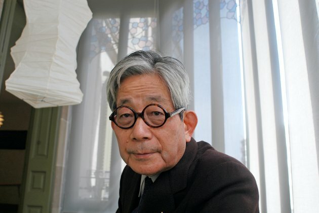Kenzabur&#333; &#332;e: a writer of real humanity and the real Japan