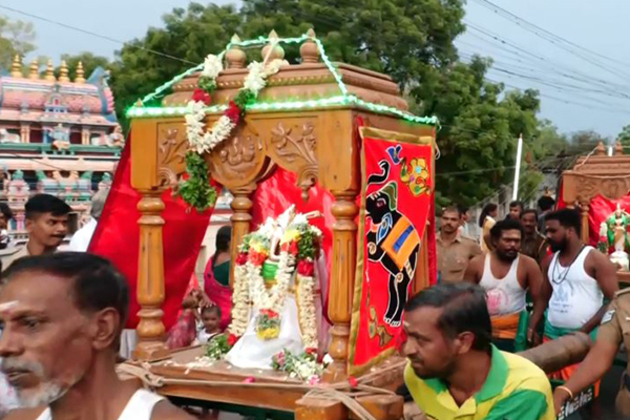 Chithirai Festival: Golden Palanquins of deities taken in procession, devotees welcomed with refreshments