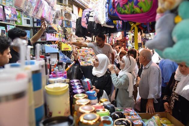 Syrian families count cost of back-to-school season amid economic strain