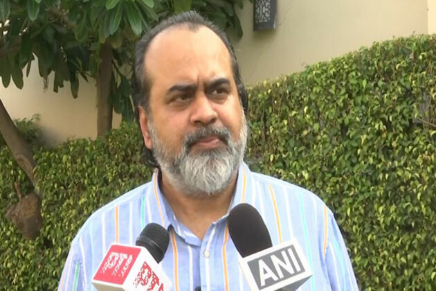 "They have never really been a democracy, Pakistan army benefits when Pakistan gets destroyed": Acharya Prashant