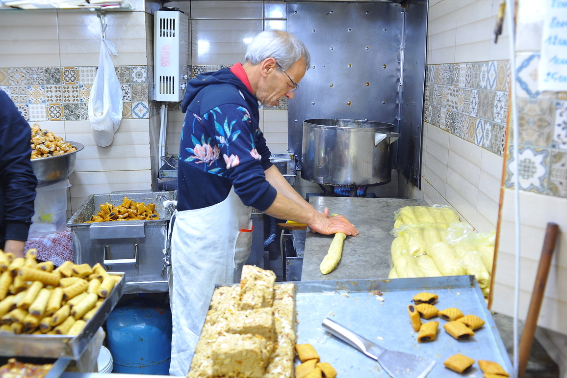 TUNISIA-TUNIS-RAMADAN-DESSERT