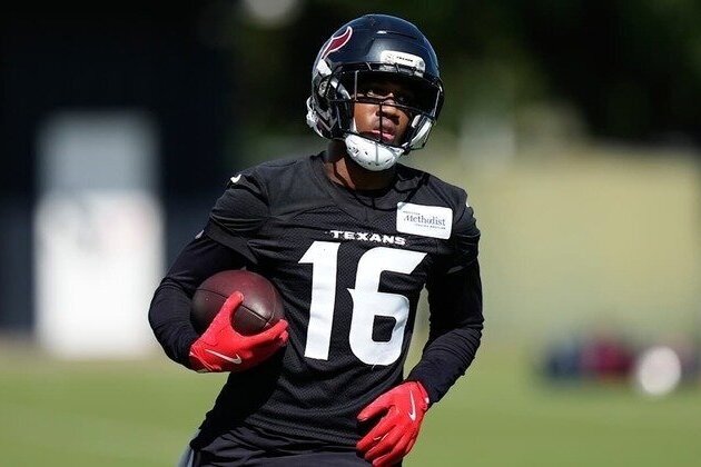 Jets Sign WR Jalen Walthall