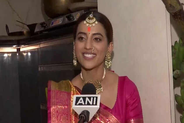 Actress Akshara Singh extends Chhath greetings, festivities began across nation