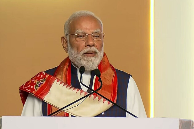 "To fulfil your dreams, Centre will continue to work at even faster pace": PM Modi in Telangana