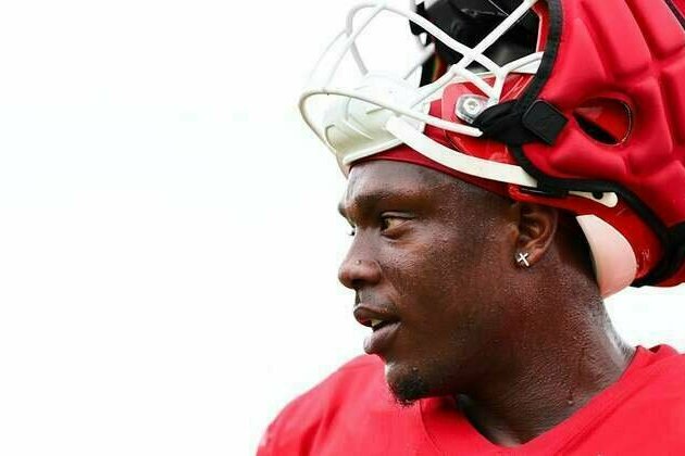 Chiefs Sign Two Veteran Tryout Players Following Minicamp