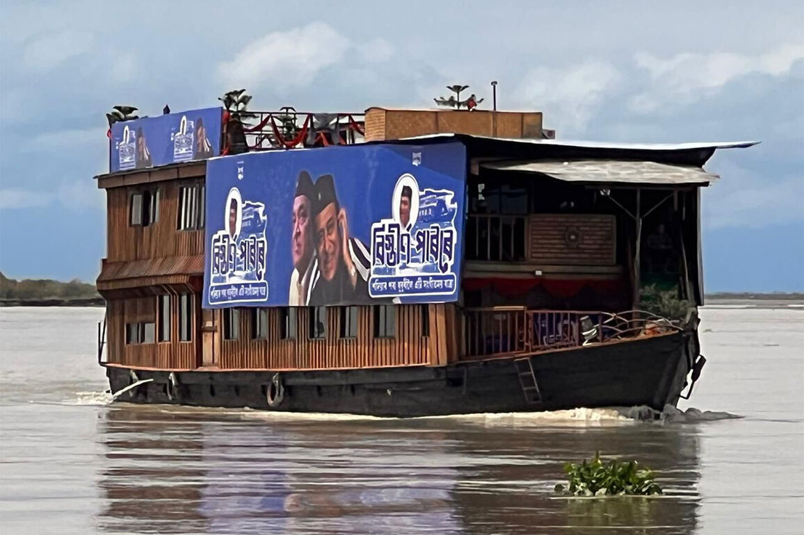 'Bistirna Parore' musical voyage flagged off on Brahmaputra to mark Bharat Ratna Bhupen Hazarika's birth centenary