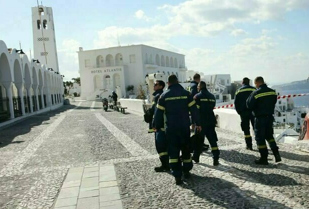 An 'earthquake swarm' is shaking Santorini. It could persist for months