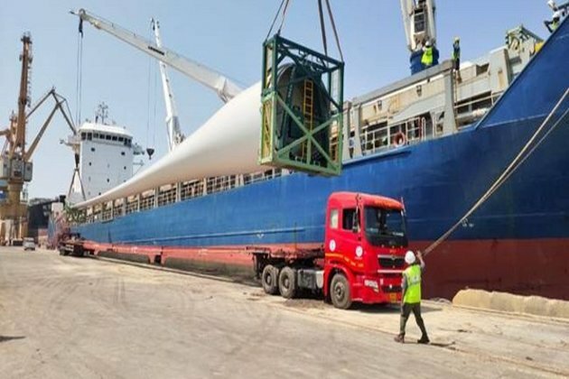 VO Chidambaranar Port handles longest windmill blades