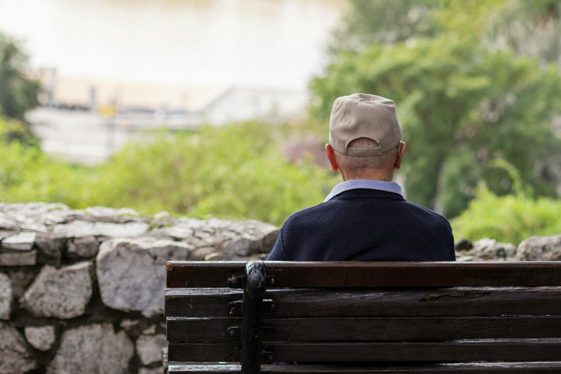 Opinion- Federal lawmakers are failing older Minnesotans