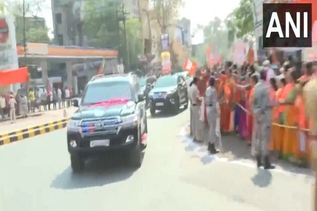 PM Narendra Modi holds roadshow in Nagpur after paying tribute to RSS founders