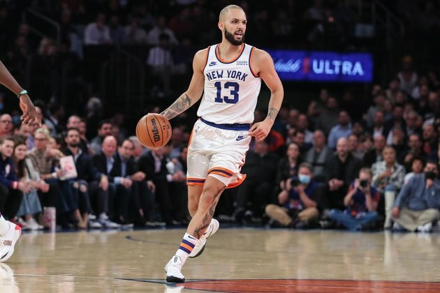 Knicks continue homestand, hope to freeze red-hot Suns