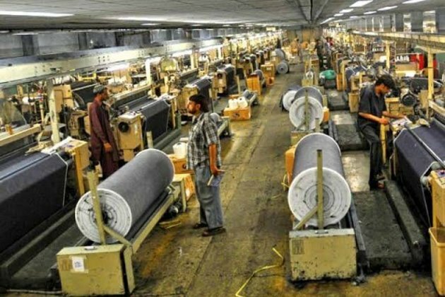 Pakistan's textile industry fears USD 1 billion loss amid gas supply suspension