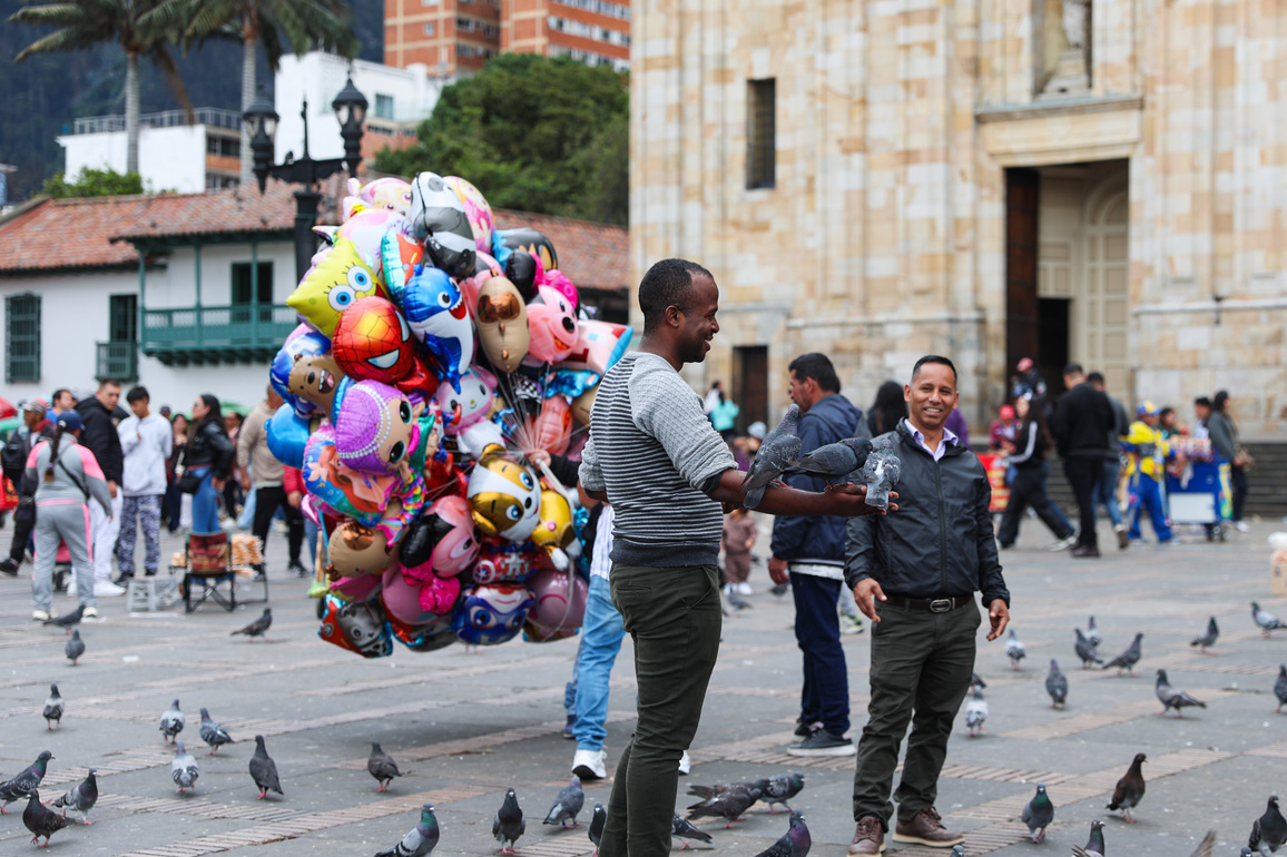 COLOMBIA-BOGOTA-CITY VIEWS