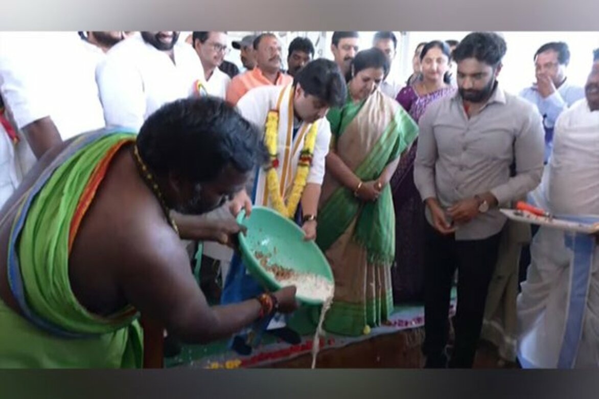 Jyotiraditya Scindia lays foundation stone of new terminal building at Rajahmundry Airport
