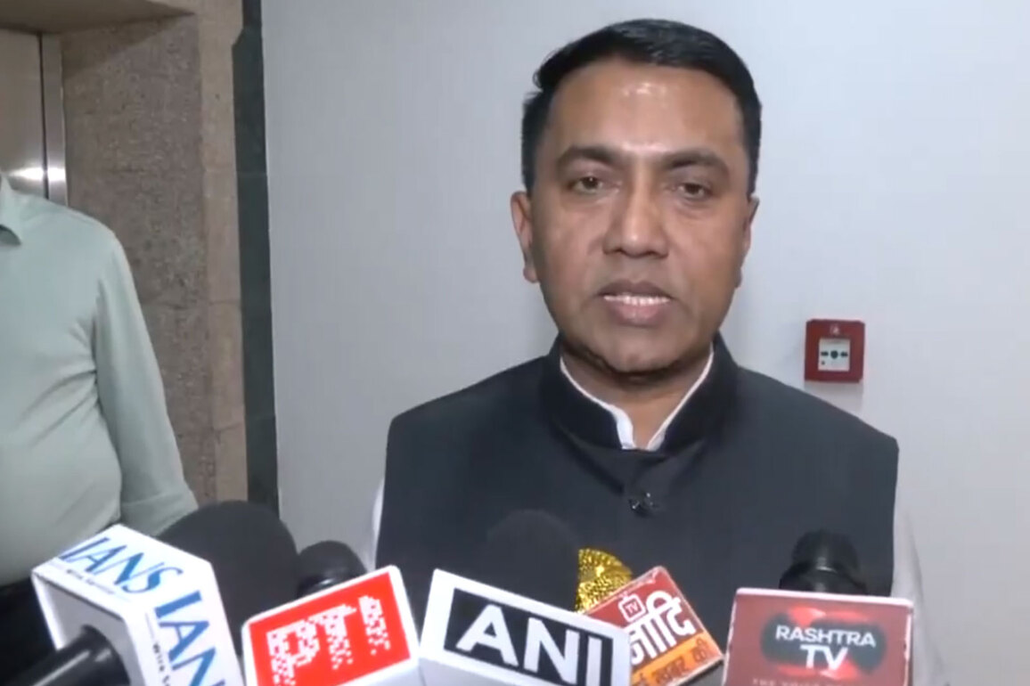 Officials connected with giving permission to Luthra brothers to run nightclub show-caused: Goa CM Pramod Sawant