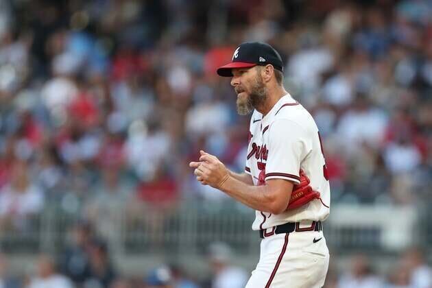 Rested Chris Sale, Braves chase series win vs. Brewers